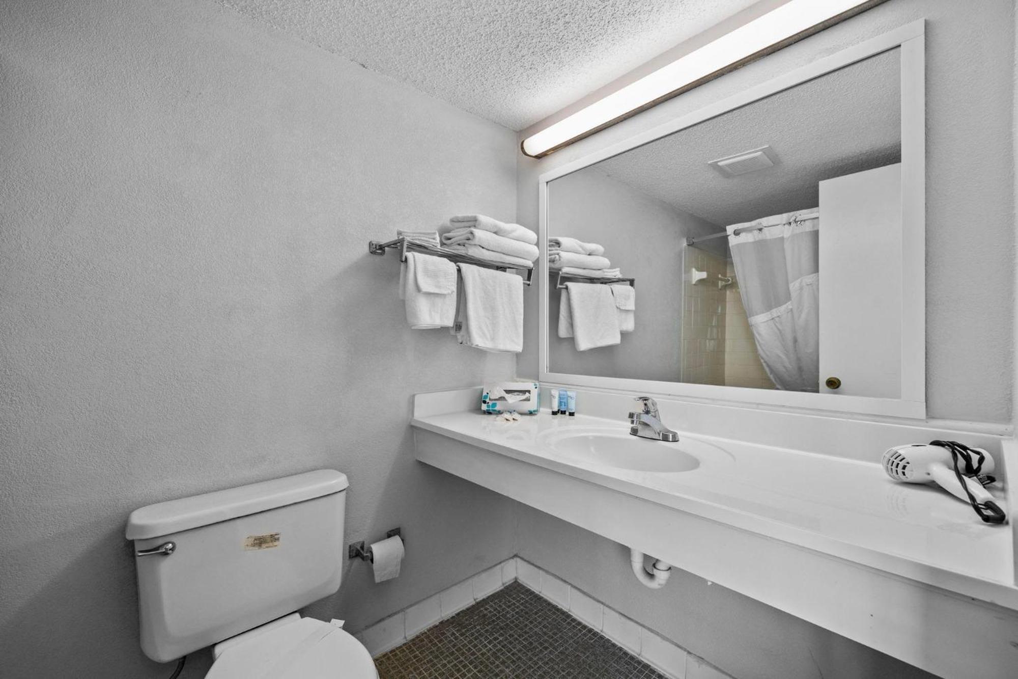 Oasis Hotel North Myrtle Beach Exteriör bild